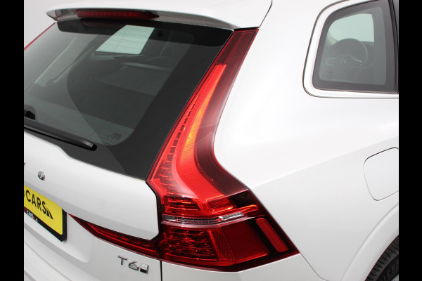 Volvo XC60 2.0 T6 Plug-in hybrid AWD Plus Bright 398pk Full LED Adaptive Cruise Control + Pilot Assist Parkeersensoren V&A+ camera Panaroma dak