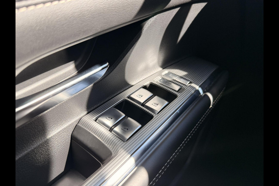 Mazda 6e Takumi 68.8 kWh 4-SEIZOENSBANDEN | NIEUWSTAAT |