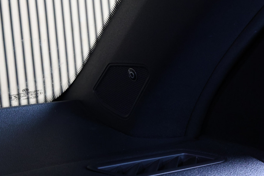 Volkswagen T-Roc Cabrio 1.5 TSI R-Line VIRTUAL CARPLAY BEATS CLIMA "21
