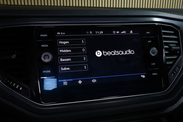 Volkswagen T-Roc Cabrio 1.5 TSI R-Line VIRTUAL CARPLAY BEATS CLIMA "21