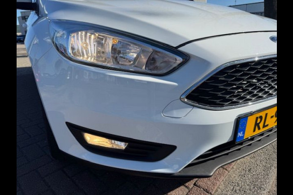 Ford FOCUS Wagon 1.0 Lease Edition Airco,Cruisecontrol,Navigatie,Camera