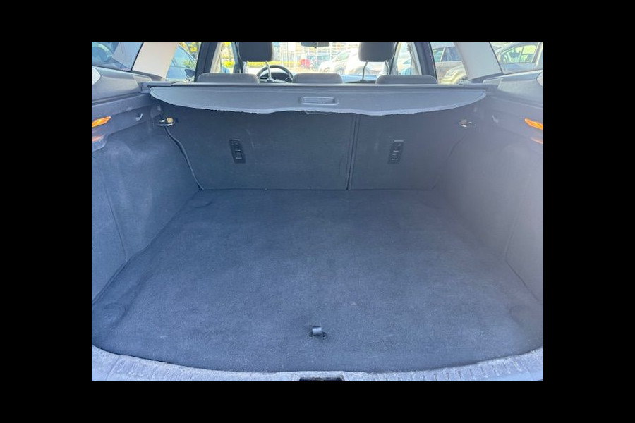 Ford FOCUS Wagon 1.0 Lease Edition Airco,Cruisecontrol,Navigatie,Camera