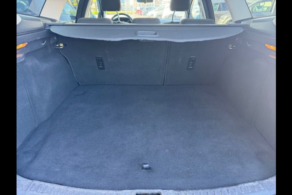 Ford FOCUS Wagon 1.0 Lease Edition Airco,Cruisecontrol,Navigatie,Camera