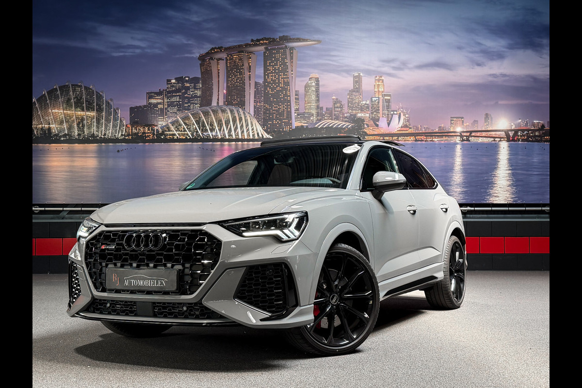 Audi Q3 Sportback TFSI RSQ3 |SONOS|Panorama|Alcantara|Nardo|2022