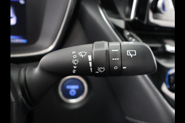 Toyota Corolla Touring Sports 1.8 HYBRID BLACKLINE GARANTIE 11-2031! NAVIGATIE . ACHTERUITRIJ CAMERA . ADAPTIEVE CRUISE CONTROL .