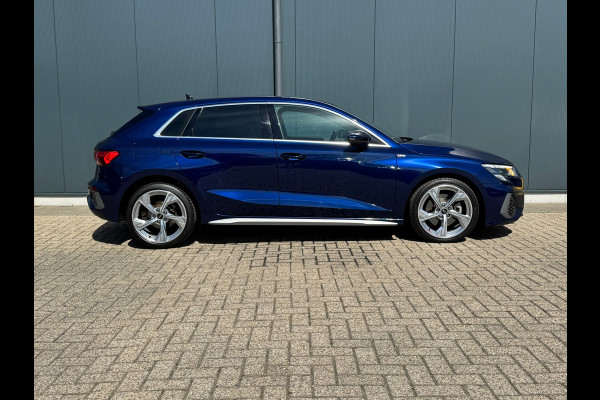Audi A3 Sportback 30 TFSI S-line edition * Navigatie * Parkeersensoren * Audi Sound *