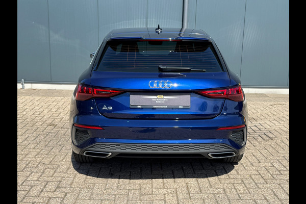 Audi A3 Sportback 30 TFSI S-line edition * Navigatie * Parkeersensoren * Audi Sound *