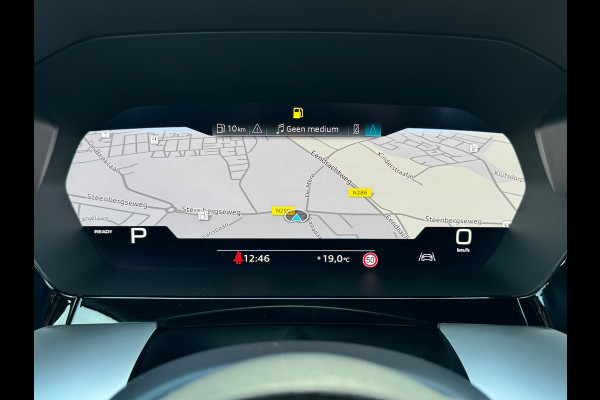 Audi A3 Sportback 30 TFSI S-line edition * Navigatie * Parkeersensoren * Audi Sound *