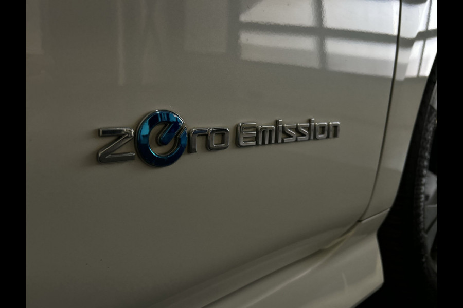 Nissan Leaf Tekna 40 kWh Leer | Navigatie | LED | Trekhaak | SOH 86,1% dak zwart