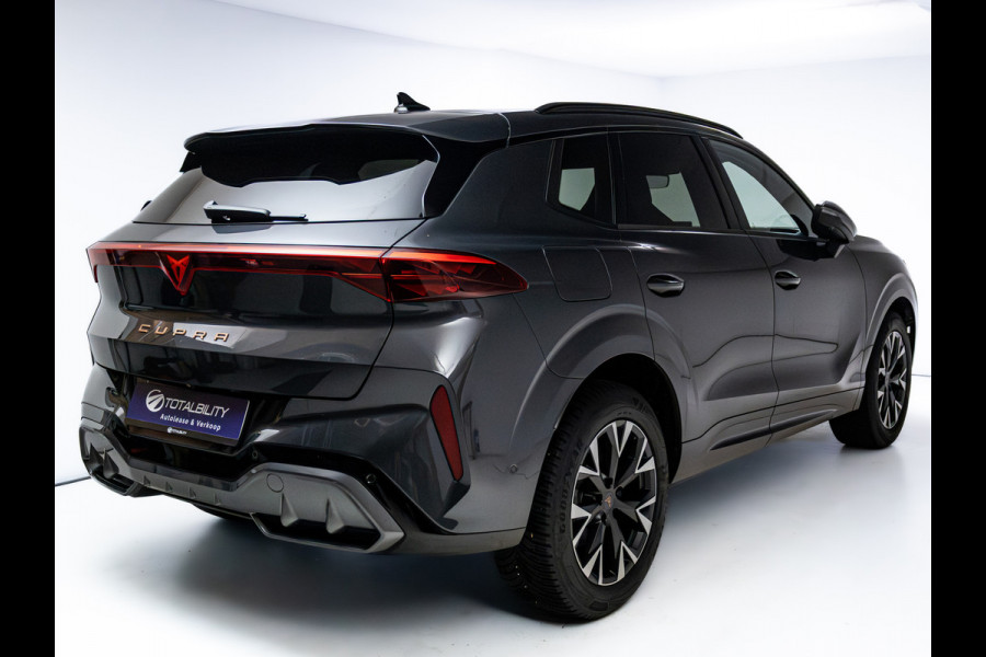 CUPRA Terramar 1.5 TSI e-Hybrid Business | Elec. stoel(en) met geheugen | Stoel- & Stuurverw. | Elec. achterklep | 360 Camera | Travel assist, Sfeerverlichting, Navigatie, App. connect, All season banden, Adap. Cruise