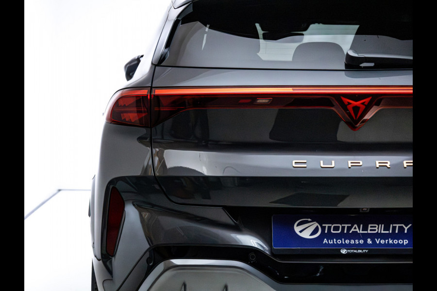 CUPRA Terramar 1.5 TSI e-Hybrid Business | Elec. stoel(en) met geheugen | Stoel- & Stuurverw. | Elec. achterklep | 360 Camera | Travel assist, Sfeerverlichting, Navigatie, App. connect, All season banden, Adap. Cruise