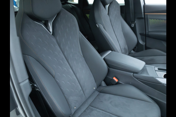 CUPRA Terramar 1.5 TSI e-Hybrid Business | Elec. stoel(en) met geheugen | Stoel- & Stuurverw. | Elec. achterklep | 360 Camera | Travel assist, Sfeerverlichting, Navigatie, App. connect, All season banden, Adap. Cruise