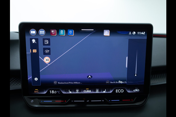 CUPRA Terramar 1.5 TSI e-Hybrid Business | Elec. stoel(en) met geheugen | Stoel- & Stuurverw. | Elec. achterklep | 360 Camera | Travel assist, Sfeerverlichting, Navigatie, App. connect, All season banden, Adap. Cruise