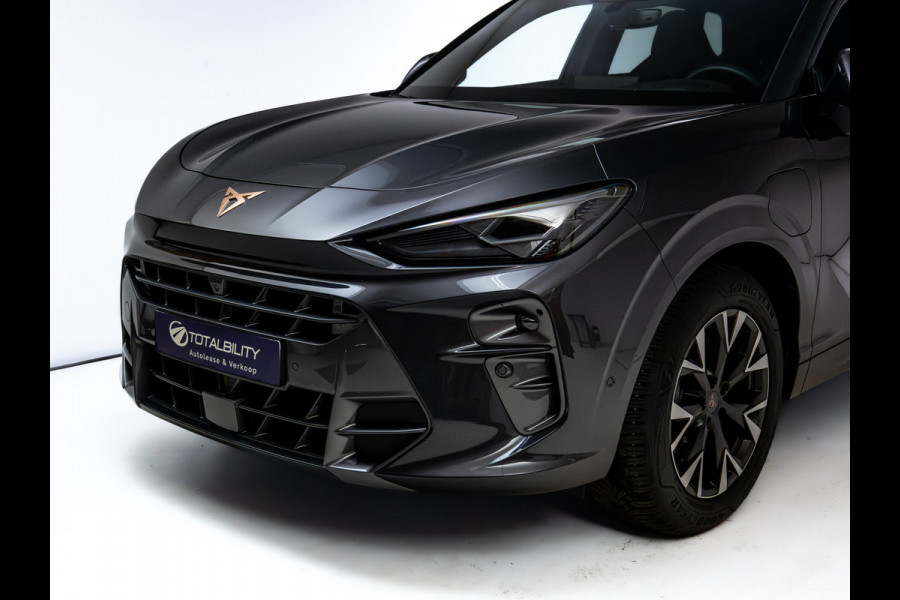 CUPRA Terramar 1.5 TSI e-Hybrid Business | Elec. stoel(en) met geheugen | Stoel- & Stuurverw. | Elec. achterklep | 360 Camera | Travel assist, Sfeerverlichting, Navigatie, App. connect, All season banden, Adap. Cruise