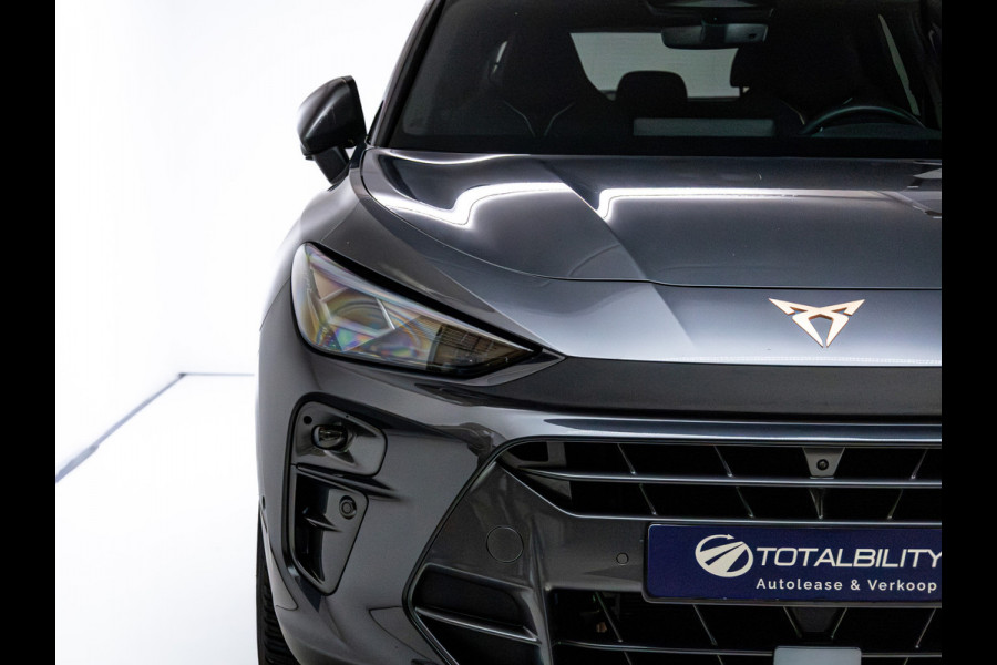 CUPRA Terramar 1.5 TSI e-Hybrid Business | Elec. stoel(en) met geheugen | Stoel- & Stuurverw. | Elec. achterklep | 360 Camera | Travel assist, Sfeerverlichting, Navigatie, App. connect, All season banden, Adap. Cruise