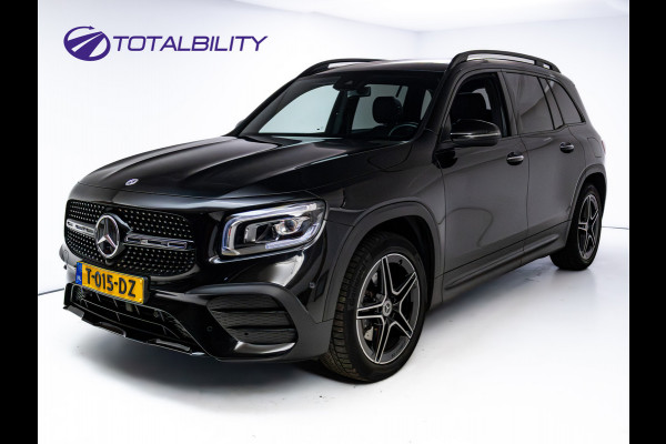 Mercedes-Benz Glb 200 AMG Line Night Pakket Panoramadak | Elec. trekhaak | Matrix Led | Elec. achterklep | Stoelverwarming | Camera | Navigatie, Cruise, Apple Carplay/app. connect