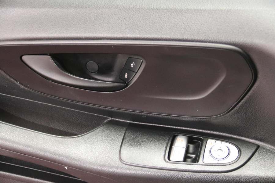 Mercedes-Benz Vito 114 CDI AUTOMAAT IMPERIAAL TREKHAAK Mercedes-Benz Vito 114 CDI  114 CDI AUTOMAAT IMPERIAAL TREKHAAK