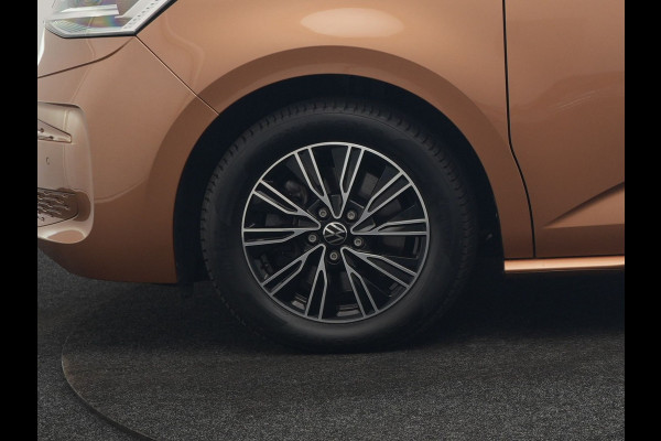 Volkswagen Multivan 1.4 eHybrid L1H1 Style 7 Persoons PHEV 218pk | Trekhaak Af Fabriek | Panodak | Alcantara Sportstoelen & Stuur Verwarmd |  Adaptive Cruise | Camera | IQ Light | Apple Carplay | Blis | Navigatie | DAB | Plug In Hybrid |