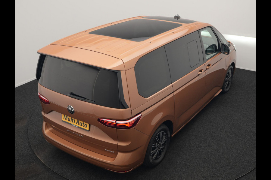 Volkswagen Multivan 1.4 eHybrid L1H1 Style 7 Persoons PHEV 218pk | Trekhaak Af Fabriek | Panodak | Alcantara Sportstoelen & Stuur Verwarmd |  Adaptive Cruise | Camera | IQ Light | Apple Carplay | Blis | Navigatie | DAB | Plug In Hybrid |