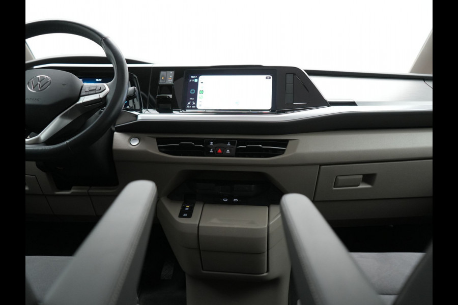 Volkswagen Multivan 1.4 eHybrid L1H1 Style 7 Persoons PHEV 218pk | Trekhaak Af Fabriek | Panodak | Alcantara Sportstoelen & Stuur Verwarmd |  Adaptive Cruise | Camera | IQ Light | Apple Carplay | Blis | Navigatie | DAB | Plug In Hybrid |