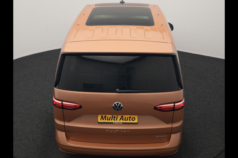 Volkswagen Multivan 1.4 eHybrid L1H1 Style 7 Persoons PHEV 218pk | Trekhaak Af Fabriek | Panodak | Alcantara Sportstoelen & Stuur Verwarmd |  Adaptive Cruise | Camera | IQ Light | Apple Carplay | Blis | Navigatie | DAB | Plug In Hybrid |