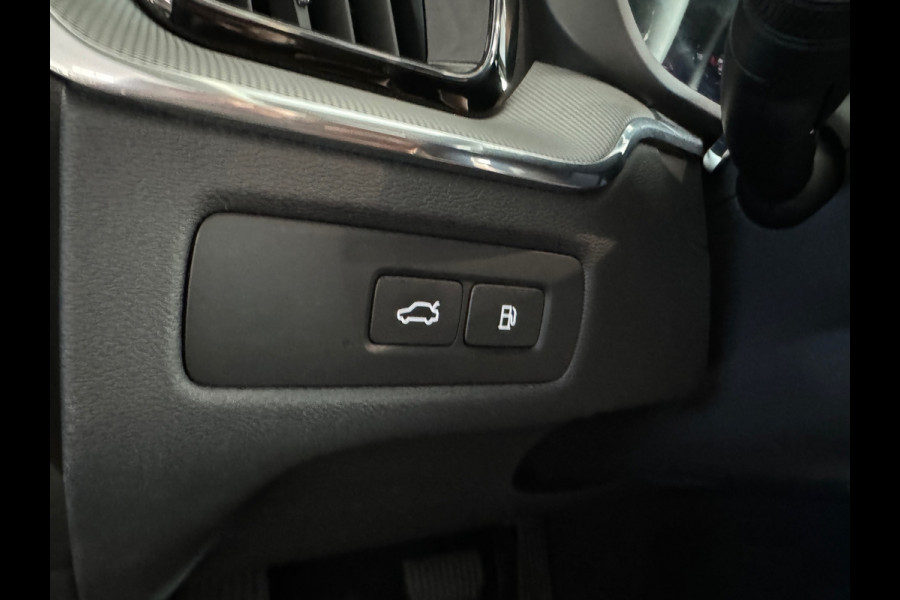 Volvo XC60 2.0 T6 Plug-in hybrid AWD Pano|Memory|Keyless|Camera
