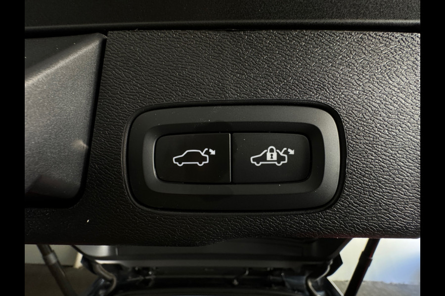 Volvo XC60 2.0 T6 Plug-in hybrid AWD Pano|Memory|Keyless|Camera