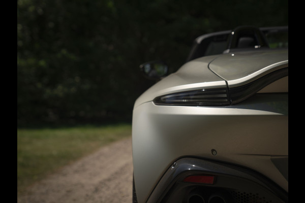 Aston Martin Vantage Roadster 4.0 V8
