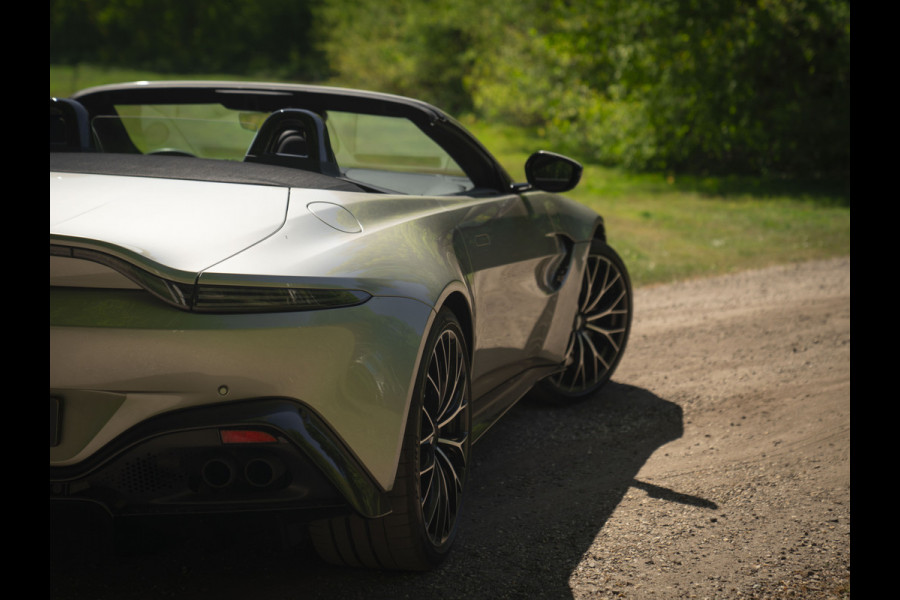 Aston Martin Vantage Roadster 4.0 V8