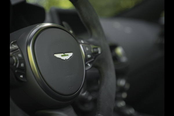 Aston Martin Vantage Roadster 4.0 V8