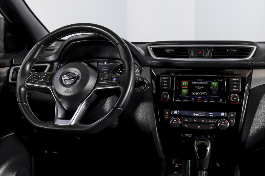 Nissan QASHQAI 1.3 DIG-T 160 PK Tekna + - Automaat | Pano | Adapt. Cruise | Stoel-+Voorruitverw. | NAV+App. Connect | ECC | Afn. Trekhaak | Bose | LM 19" |