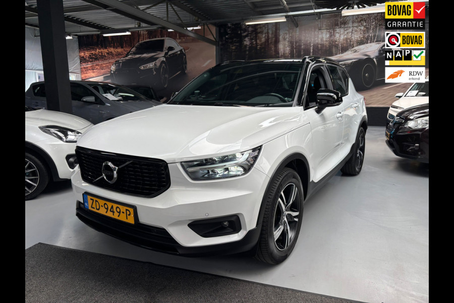 Volvo XC40 2.0 T4 AWD R-Design / Camera / Stoelverwarming