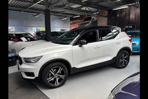 Volvo XC40 2.0 T4 AWD R-Design / Camera / Stoelverwarming