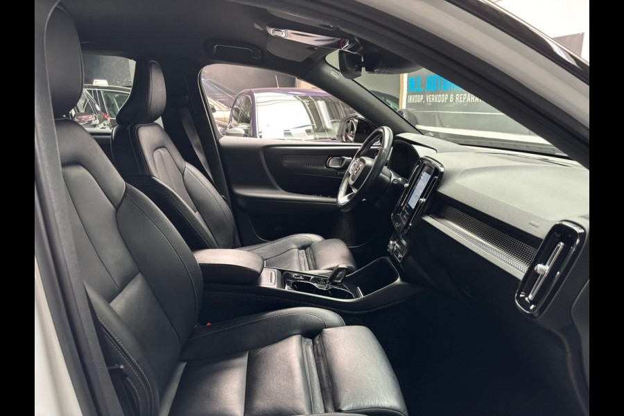 Volvo XC40 2.0 T4 AWD R-Design / Camera / Stoelverwarming