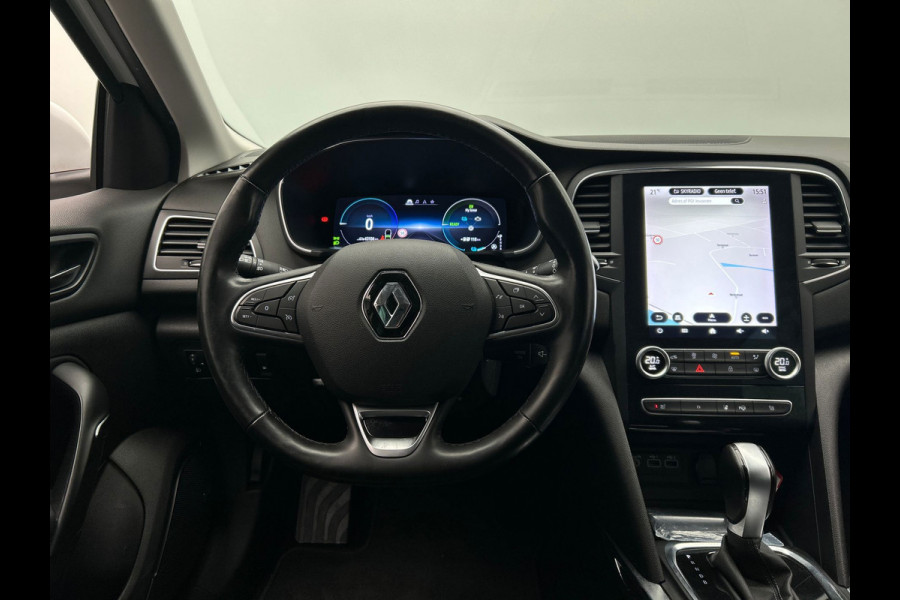 Renault Mégane Estate 1.6 E-Tech Plug-In Hybrid 160 | Origineel NL | Carplay | Leder | Navigatie | Camera | Stoel/stuurverwarming