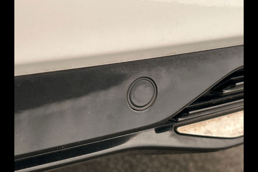 Renault Mégane Estate 1.6 E-Tech Plug-In Hybrid 160 | Origineel NL | Carplay | Leder | Navigatie | Camera | Stoel/stuurverwarming