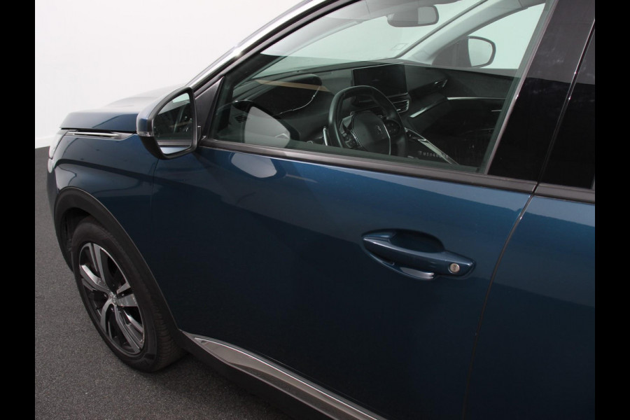 Peugeot 5008 1.2 PureTech 130pk Automaat Allure Pack 7-zits Navigatie Apple Carplay/Android Auto Climate Control Cruise Control Virtual cockpit PDC VA + Camera Zonneschermen achter Keyless Go Full LED  18” LM Velgen