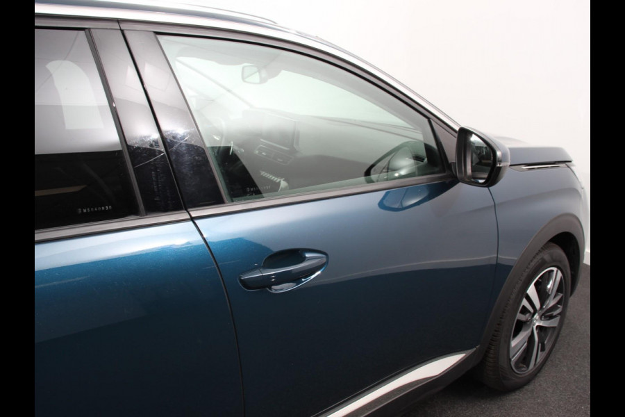 Peugeot 5008 1.2 PureTech 130pk Automaat Allure Pack 7-zits Navigatie Apple Carplay/Android Auto Climate Control Cruise Control Virtual cockpit PDC VA + Camera Zonneschermen achter Keyless Go Full LED  18” LM Velgen