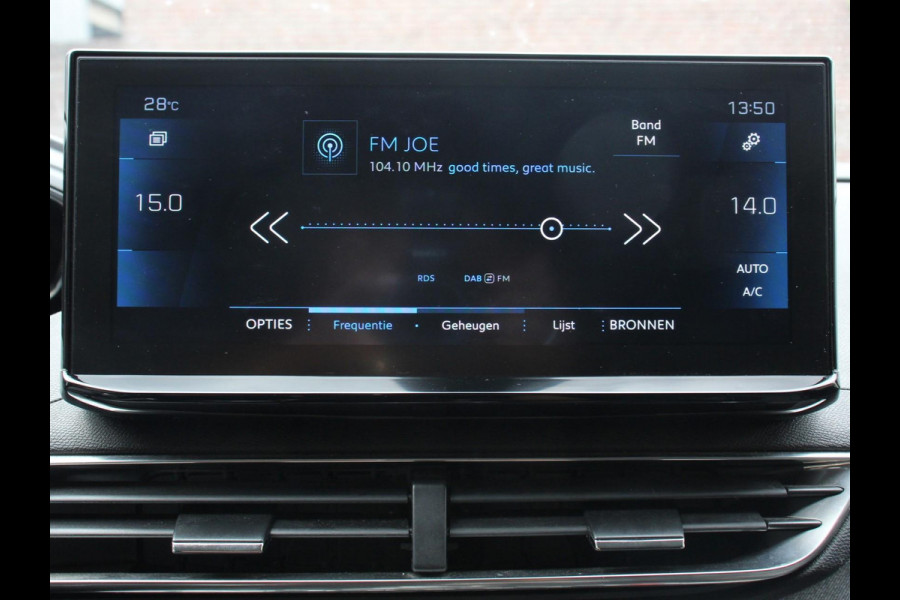 Peugeot 5008 1.2 PureTech 130pk Automaat Allure Pack 7-zits Navigatie Apple Carplay/Android Auto Climate Control Cruise Control Virtual cockpit PDC VA + Camera Zonneschermen achter Keyless Go Full LED  18” LM Velgen