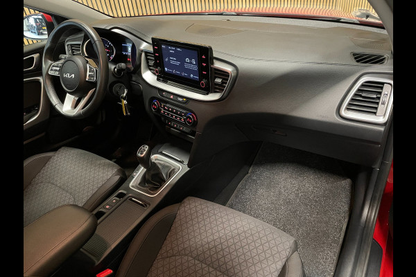 Kia Ceed Sportswagon 1.5 T-GDi DynamicLine|160PK|CARPLAY+ANDROID AUTO|STOEL+STUURVERW|CAMERA|CRUISE+CLIMATE|1e EIGENAAR|INCL.BTW|