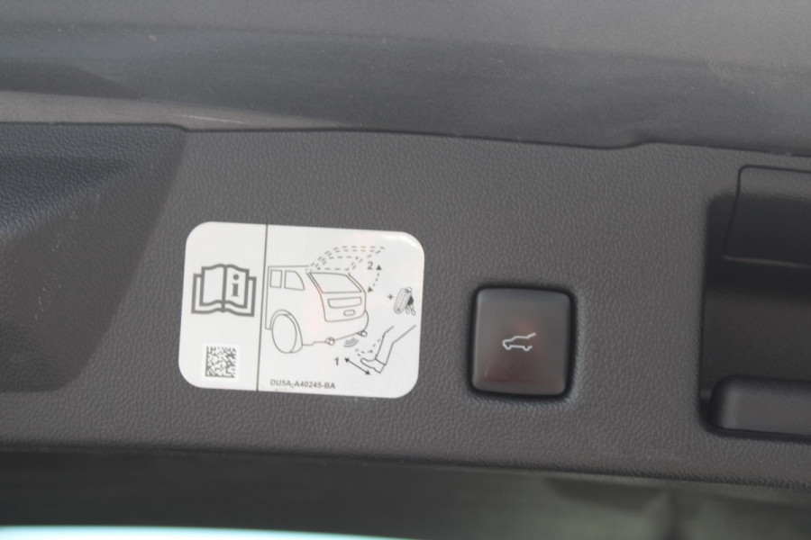Ford Kuga 2.5 PHEV Vignale | 121.500 KM | Volledig lederen interieur | Winter Pack |