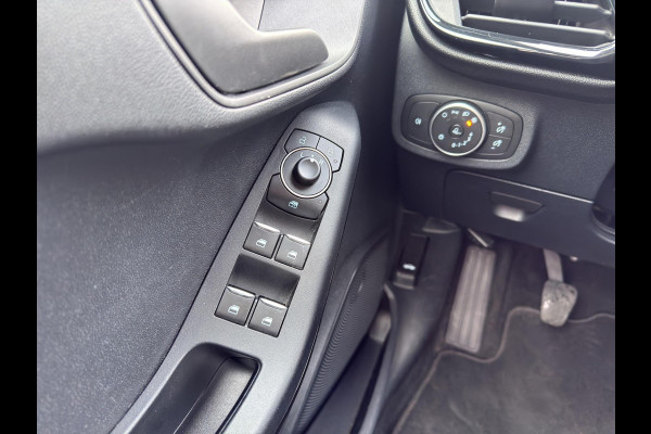 Ford Fiesta 1.1 Trend 5Drs 75Pk | Verw.Stoelen | Parkeersensors | Navi | 16"| Airco | Cruise |
