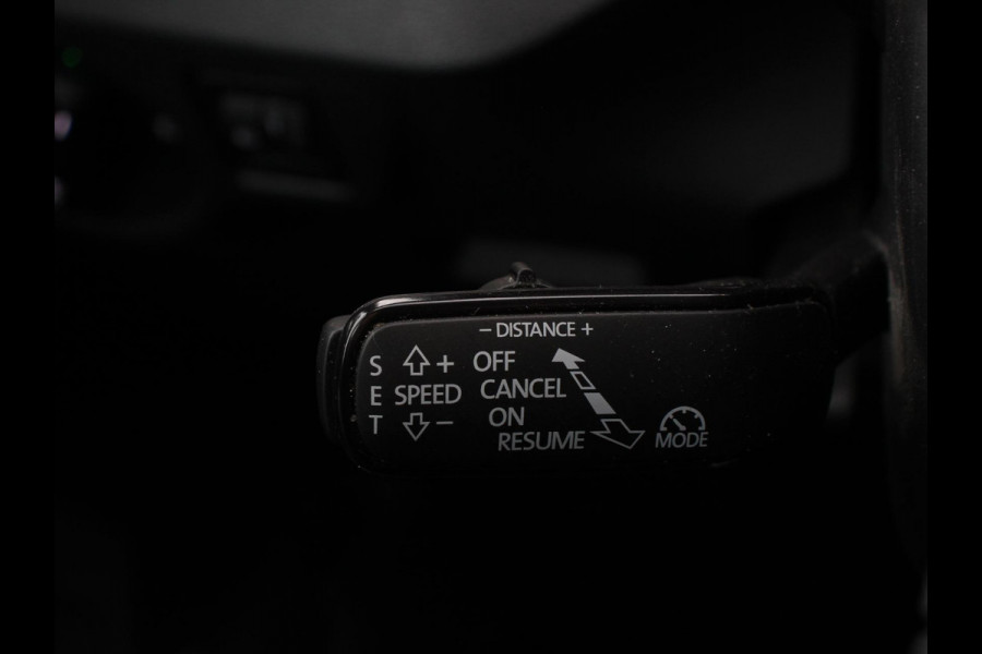 Škoda Kamiq 1.0 TSI 110pk DSG Style Navigatie Apple Carplay/Android auto Parkeersensor achter Cruise Control Verwarmbare voorstoelen Extra getint glas Climate Control Digitale Cockpit