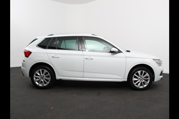 Škoda Kamiq 1.0 TSI 110pk DSG Style Navigatie Apple Carplay/Android auto Parkeersensor achter Cruise Control Verwarmbare voorstoelen Extra getint glas Climate Control Digitale Cockpit