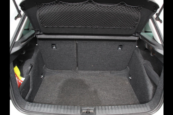 Škoda Kamiq 1.0 TSI 110pk DSG Style Navigatie Apple Carplay/Android auto Parkeersensor achter Cruise Control Verwarmbare voorstoelen Extra getint glas Climate Control Digitale Cockpit