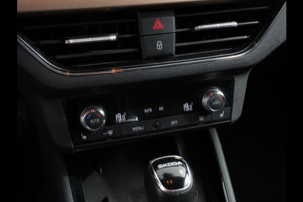 Škoda Kamiq 1.0 TSI 110pk DSG Style Navigatie Apple Carplay/Android auto Parkeersensor achter Cruise Control Verwarmbare voorstoelen Extra getint glas Climate Control Digitale Cockpit