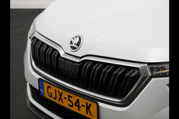 Škoda Kamiq 1.0 TSI 110pk DSG Style Navigatie Apple Carplay/Android auto Parkeersensor achter Cruise Control Verwarmbare voorstoelen Extra getint glas Climate Control Digitale Cockpit