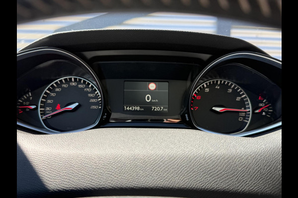 Peugeot 308 SW 1.2 PureTech Allure Navi|Clima|Cruise|Pano|Carplay|PDC V+A|D-riem vv in 2023|N.A.P|APK tot 10-2027
