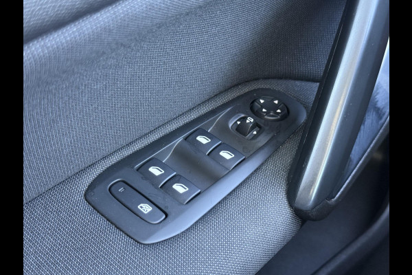 Peugeot 308 SW 1.2 PureTech Allure Navi|Clima|Cruise|Pano|Carplay|PDC V+A|D-riem vv in 2023|N.A.P|APK tot 10-2027
