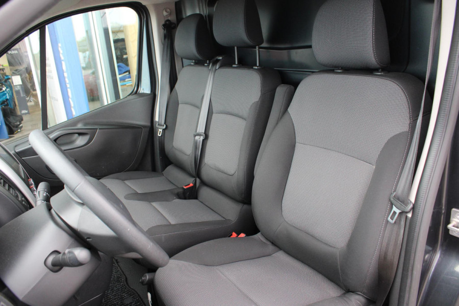 Renault Trafic 2.0 dCi 170 T29 L2H1 Comfort | Trekhaak | Sidebars | 18'' Lichtmetalen Velgen | Airco | Cruise Control |